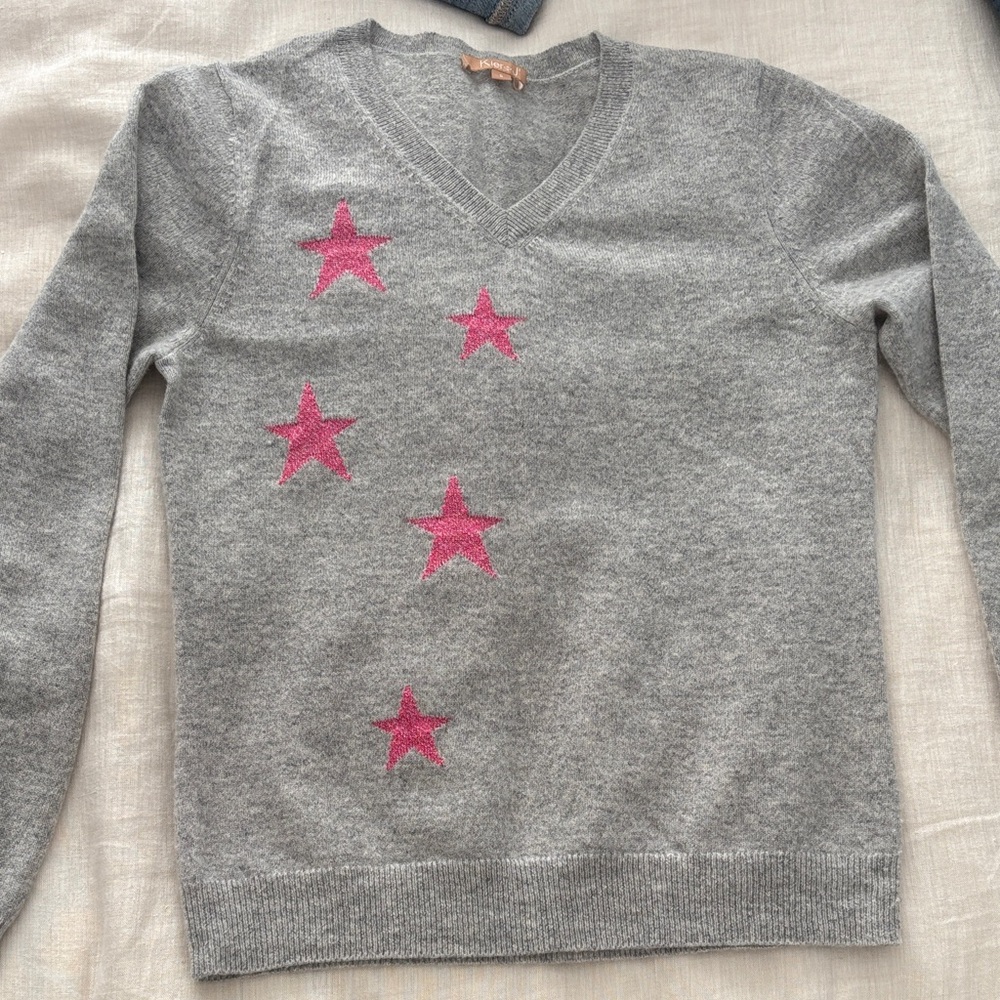 New KIER + J Gray CASHMERE Sweater with Pink Star Design | Size Small